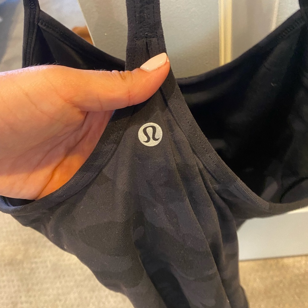 Black army print Lulu Lemon workout top, Size 6 (tag removed), built in bra